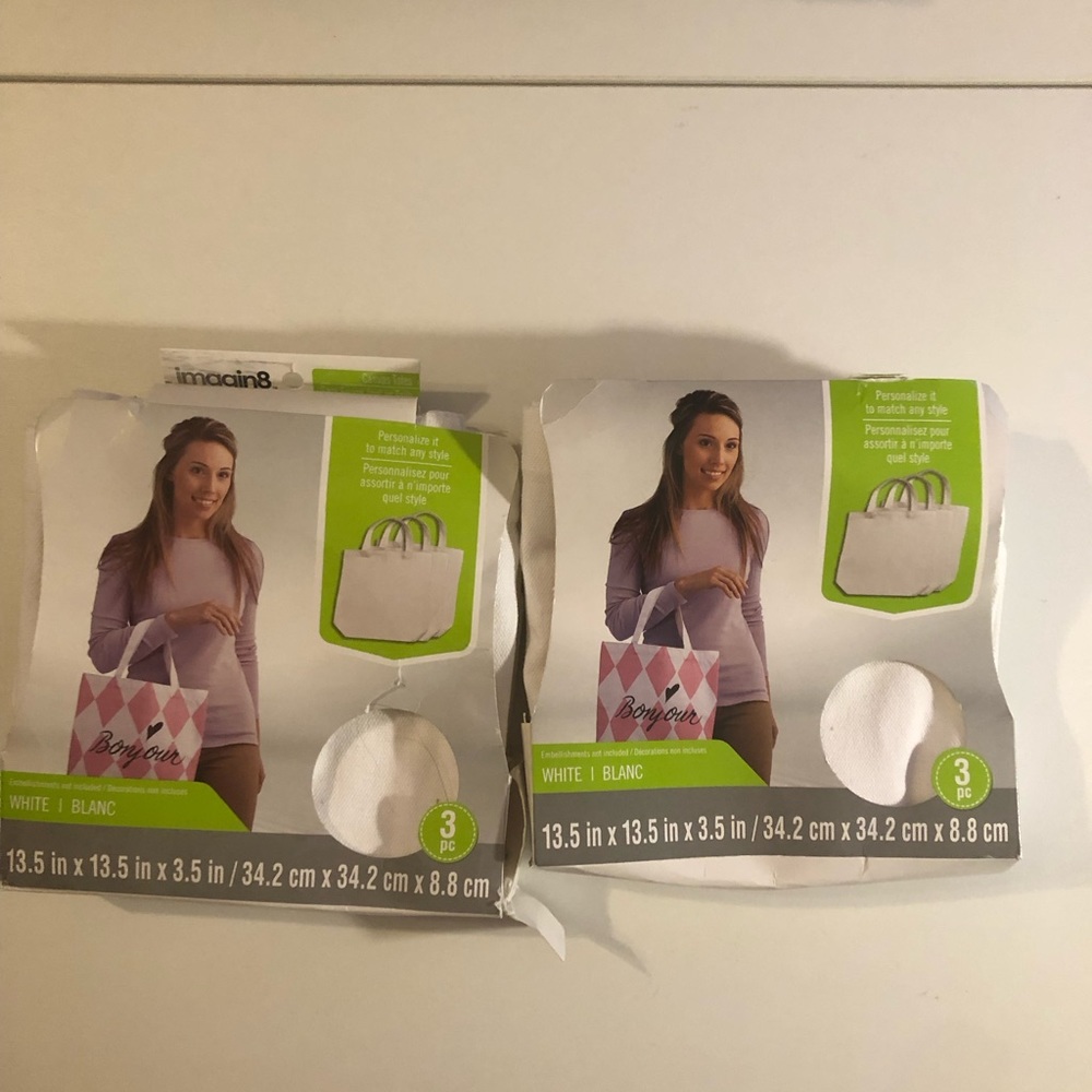 Imagin8 Canvas Totes 2 packs with 3 totes for a total 6. Still in packaging